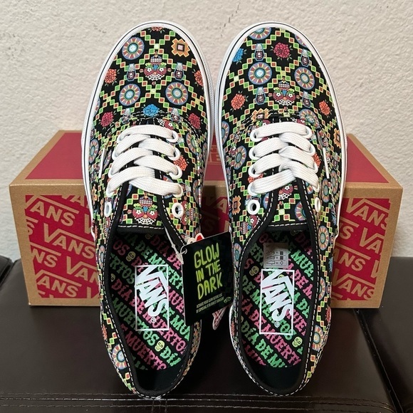 Vans Authentic Dia De Muertos Glow In The Dark Black & White Sneakers 6.5M/8W - Picture 10 of 10
